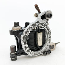 Load image into Gallery viewer, Ginkgo Mid-Big Grouping Liner- Engraved, Silver, Black