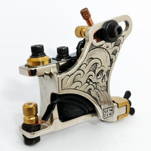 Load image into Gallery viewer, HAND ENGRAVED Mid-Big Grouping Liner- Skull and Waves, Nickel, Black